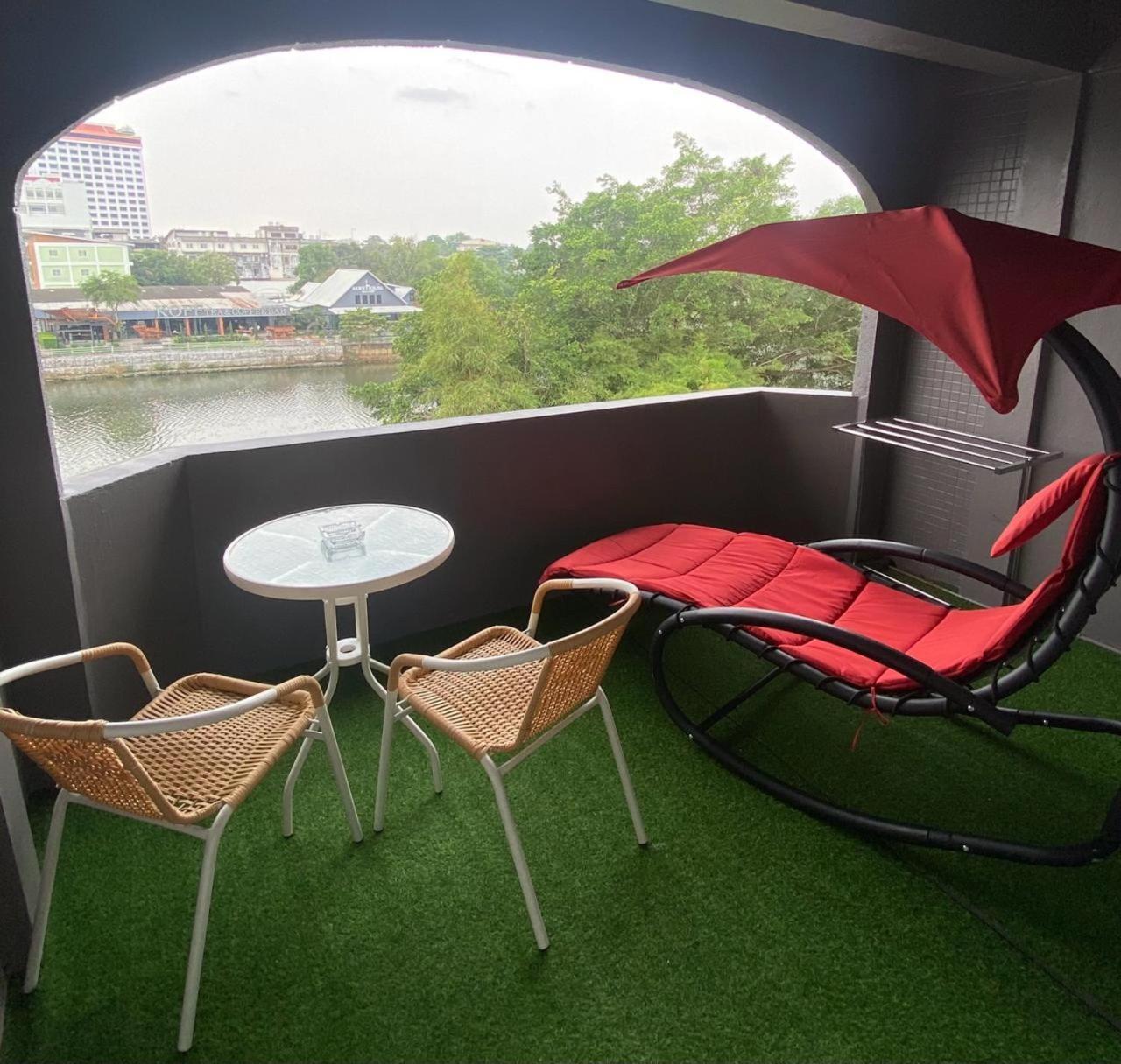 Chanmel Riverside Chanthaburi Extérieur photo