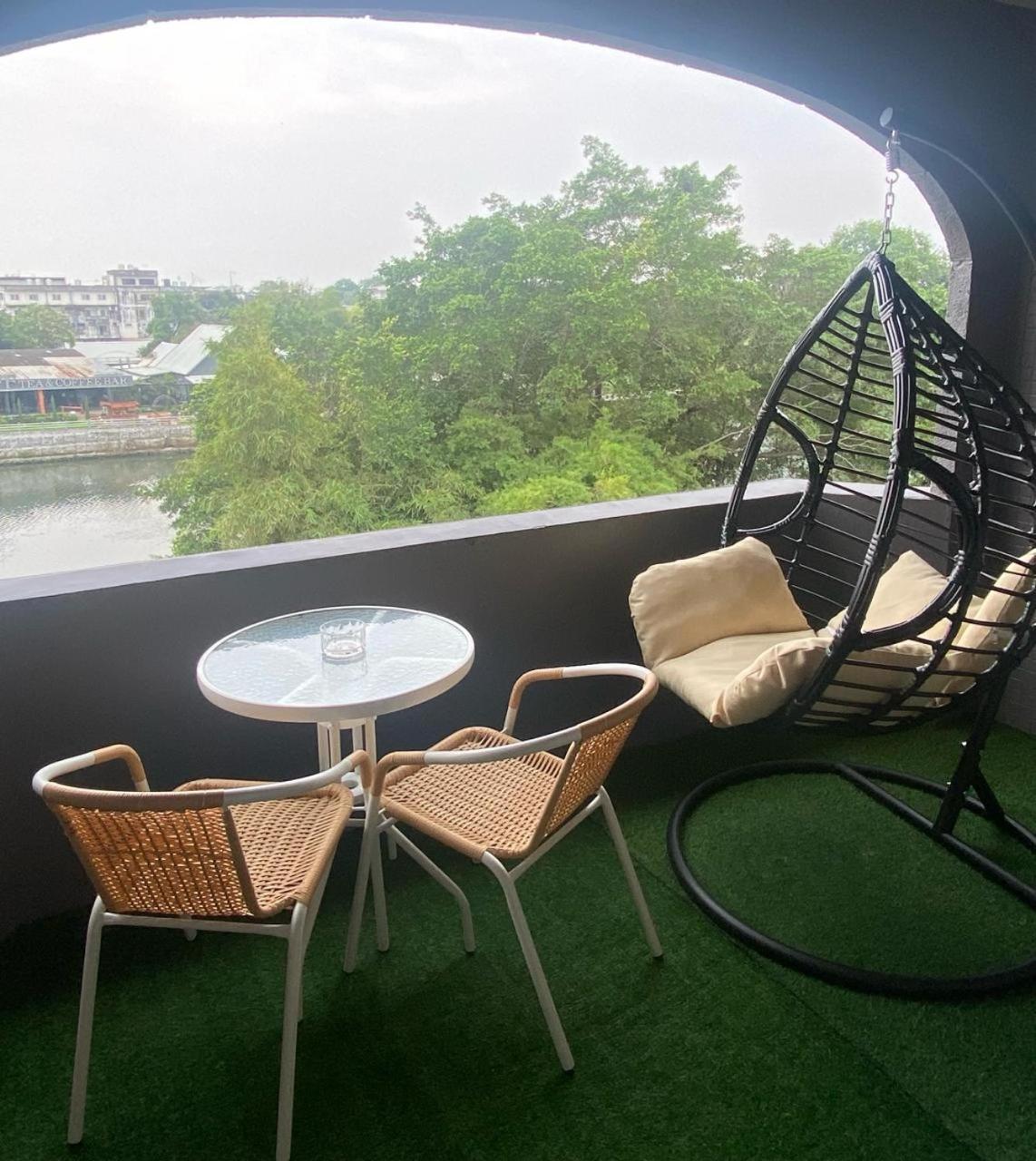 Chanmel Riverside Chanthaburi Extérieur photo